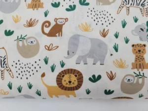 Tela decoracion de animales de la selva