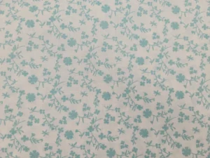 Tela para decoracion flores azules pequeñas